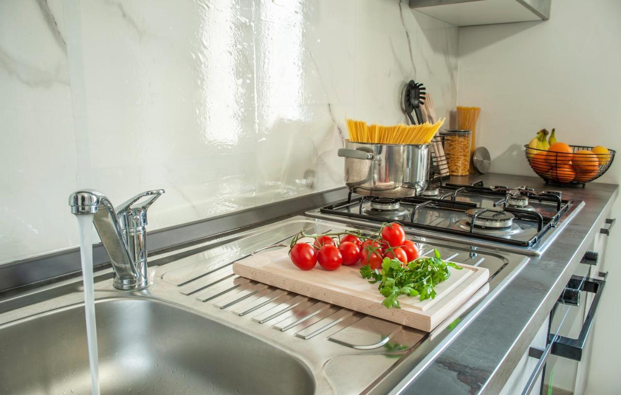 Sassari-Centro Elegante Appartamento Con Wifi E Netflix Ngoại thất bức ảnh