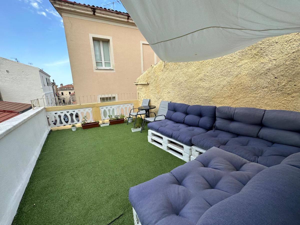 Sassari-Centro Elegante Appartamento Con Wifi E Netflix Ngoại thất bức ảnh