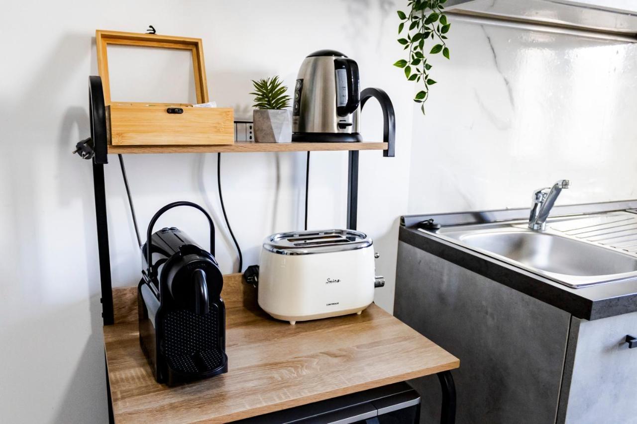 Sassari-Centro Elegante Appartamento Con Wifi E Netflix Ngoại thất bức ảnh