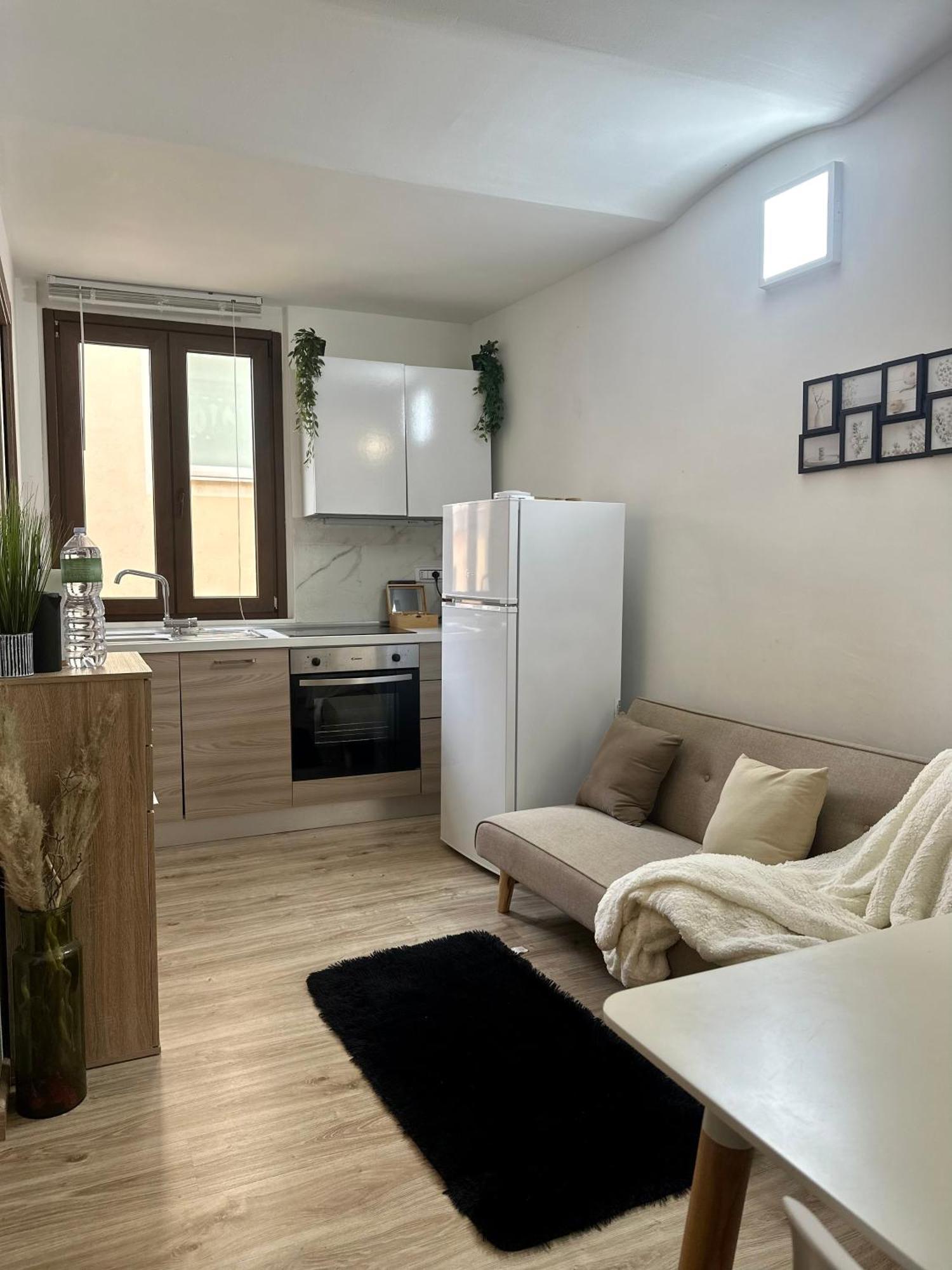 Sassari-Centro Elegante Appartamento Con Wifi E Netflix Ngoại thất bức ảnh