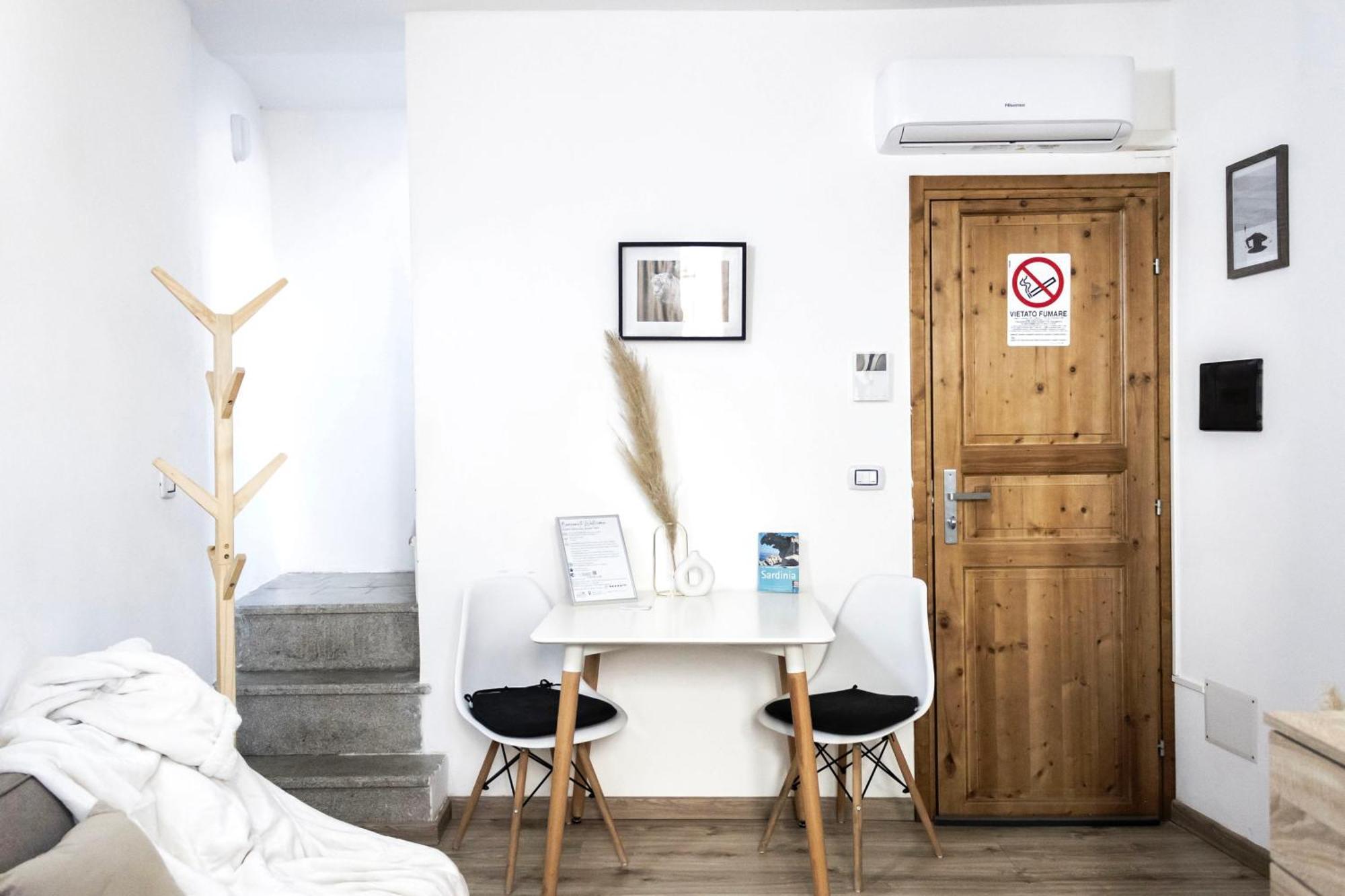 Sassari-Centro Elegante Appartamento Con Wifi E Netflix Ngoại thất bức ảnh