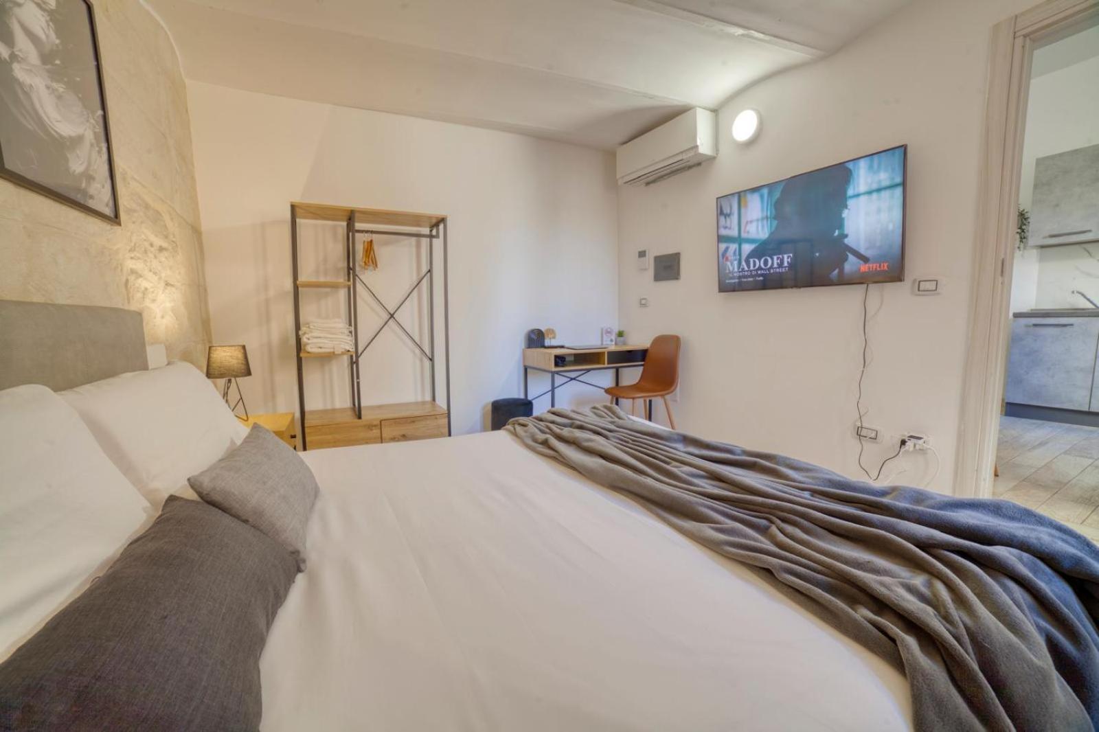 Sassari-Centro Elegante Appartamento Con Wifi E Netflix Ngoại thất bức ảnh