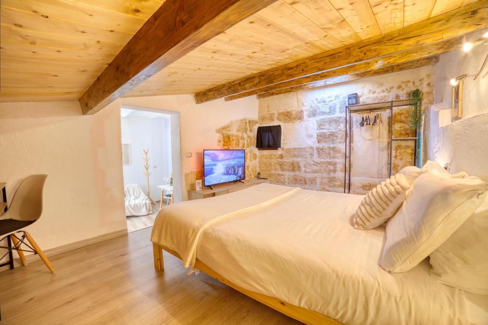 Sassari-Centro Elegante Appartamento Con Wifi E Netflix Ngoại thất bức ảnh